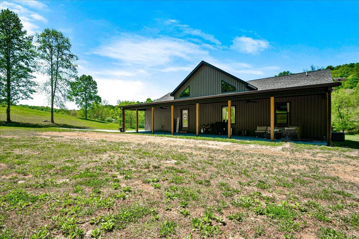 504 Wells Road Corbin, KY 40701 - Photo 12 of 46 37-Back Porch