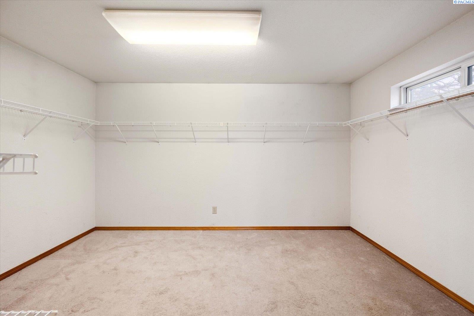 101505 East Reata Road Kennewick, WA 99338 - Photo 22 of 48 Gallery Image 22