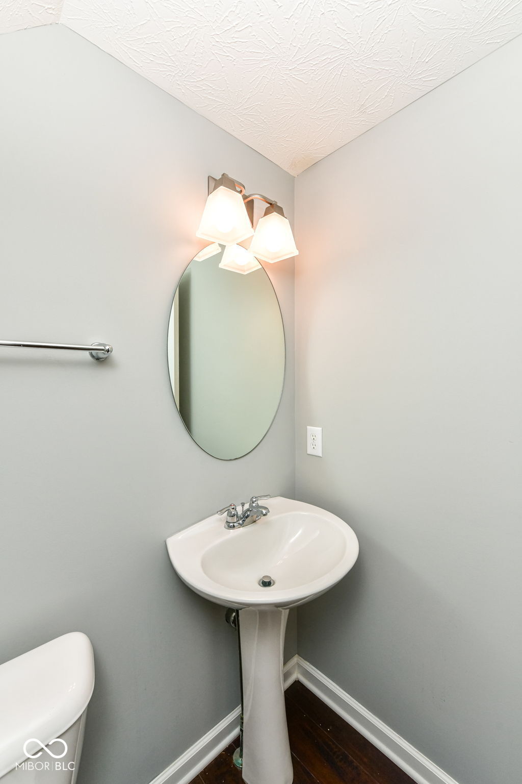 9050 Mercer Drive Fishers, IN 46038 - Photo 14 of 42