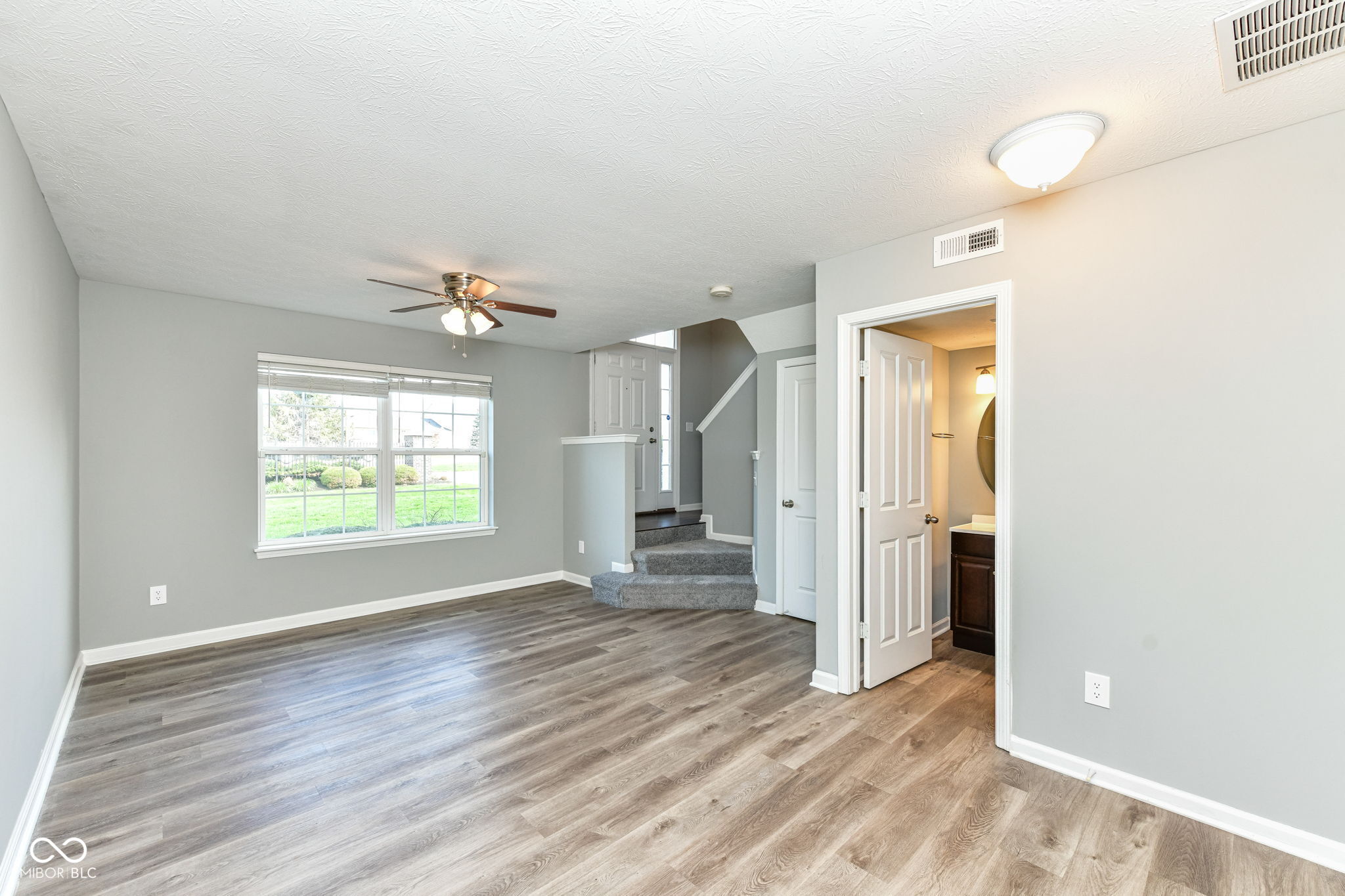 9050 Mercer Drive Fishers, IN 46038 - Photo 4 of 42