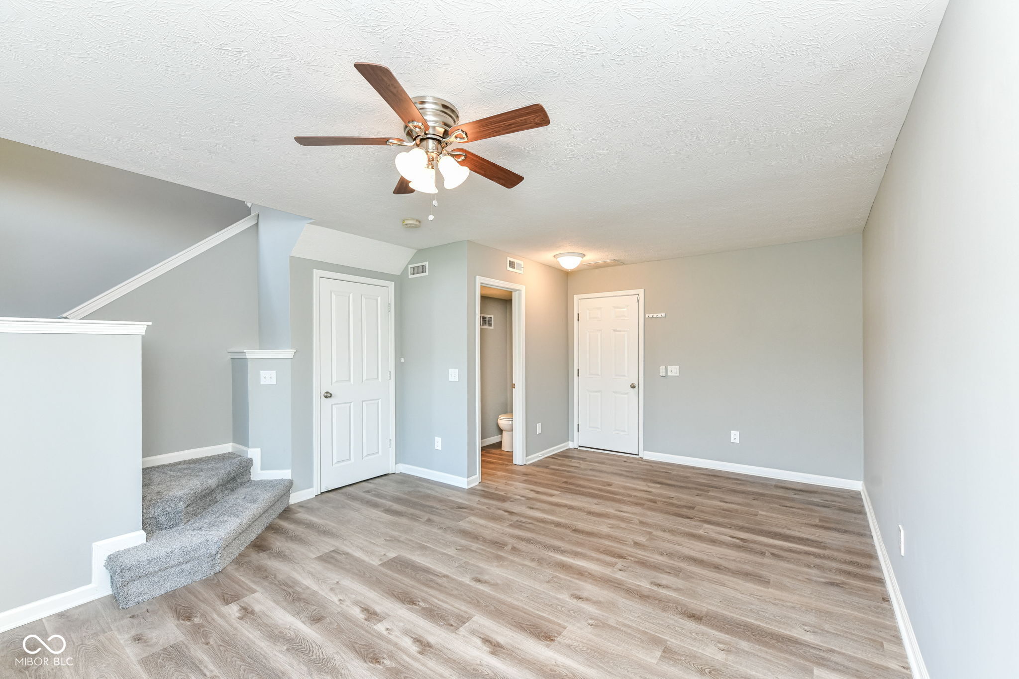 9050 Mercer Drive Fishers, IN 46038 - Photo 5 of 42