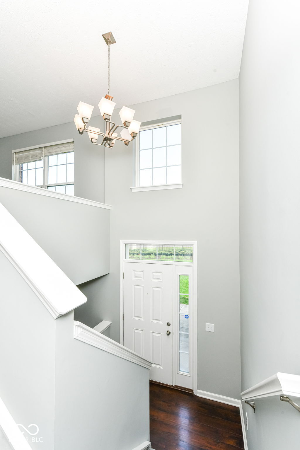 9050 Mercer Drive Fishers, IN 46038 - Photo 9 of 42