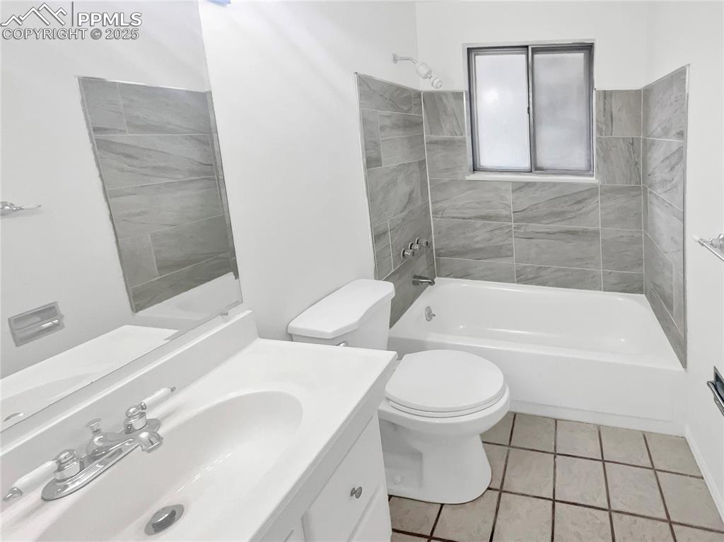 4454 Ranch Circle Colorado Springs, CO 80918 - Photo 12 of 23