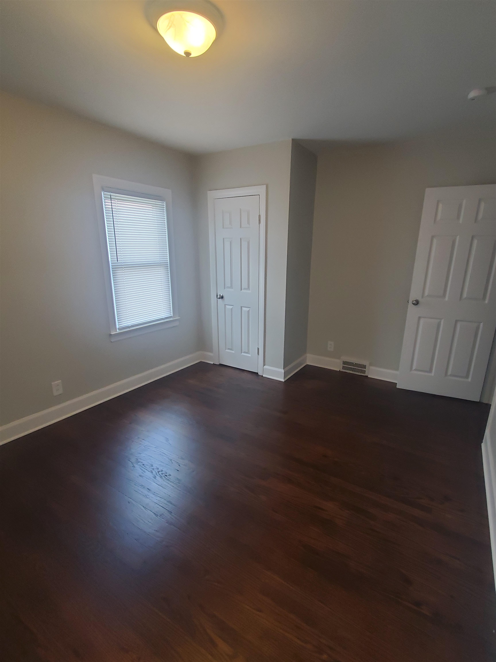 15687 Ash Avenue Eastpointe, MI 48021 - Photo 14 of 23