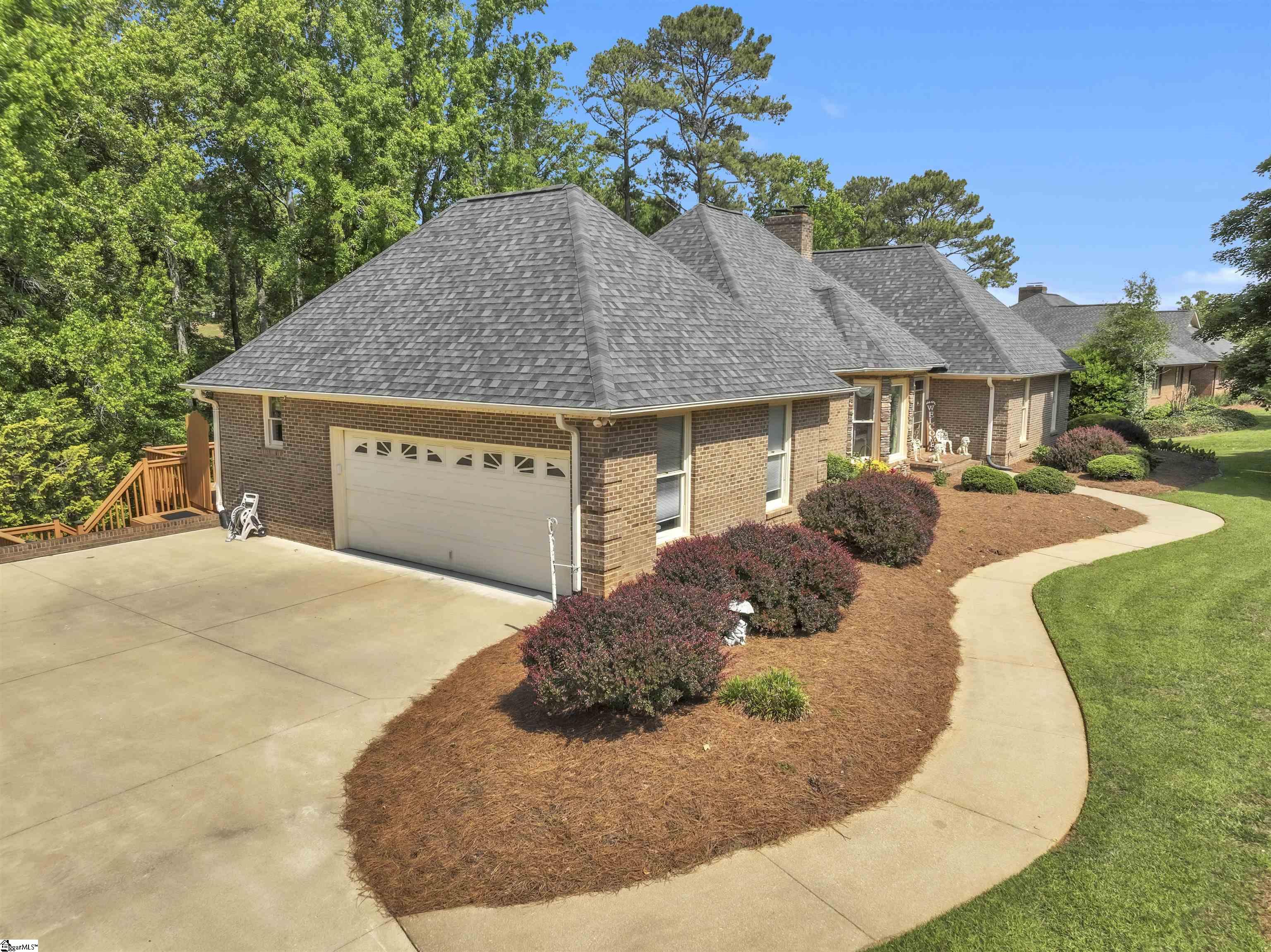 107 South Pointe Court Moore, SC 29369 - Photo 2 of 44
