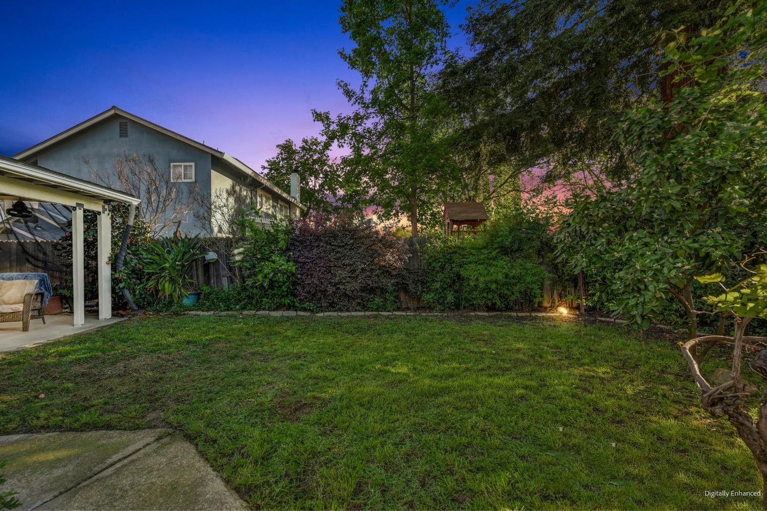 2700 Lassen Way Rocklin, CA 95677 - Photo 26 of 36 a backyard of a house with lots of green space