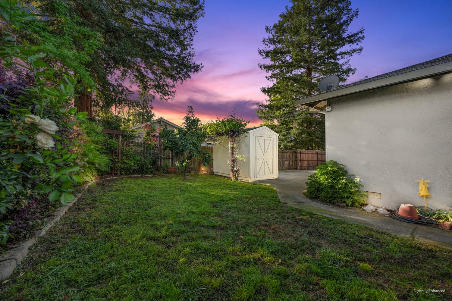 2700 Lassen Way Rocklin, CA 95677 - Photo 27 of 36 a backyard of a house with lots of green space