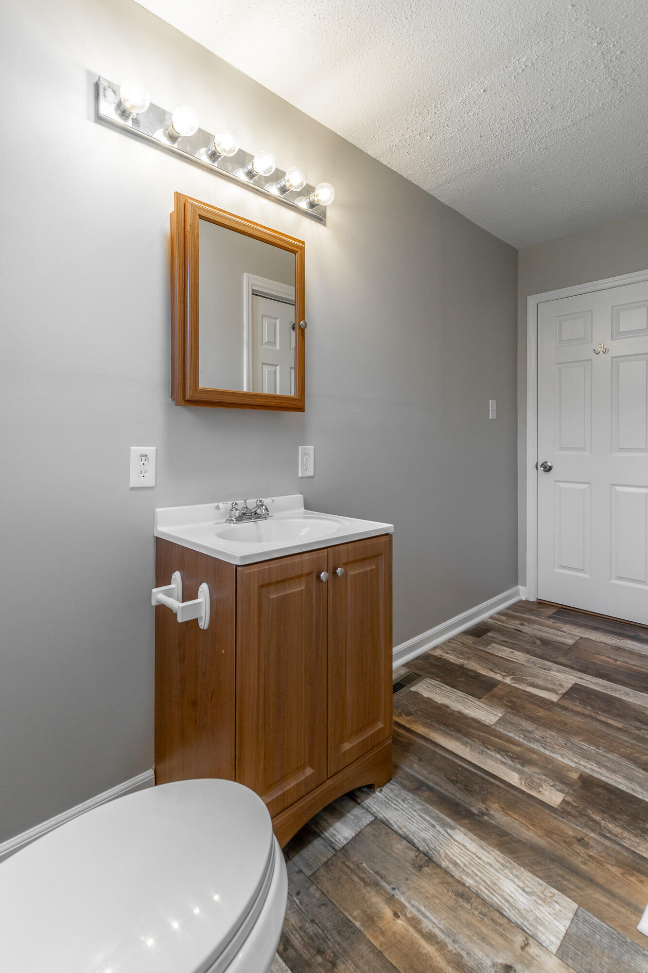 59 Meacham Road Rossville, GA 30741 - Photo 24 of 62 59 Meacham Road HD-65