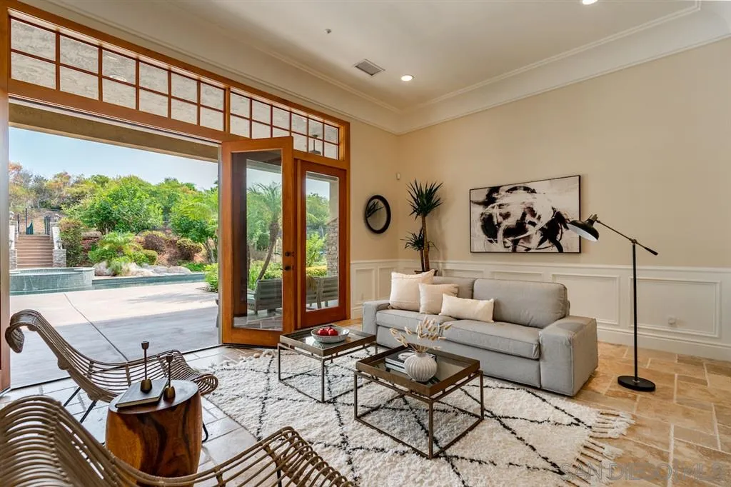 15195 Saddlebrook Lane Poway, CA 92064 - Photo 3 of 25