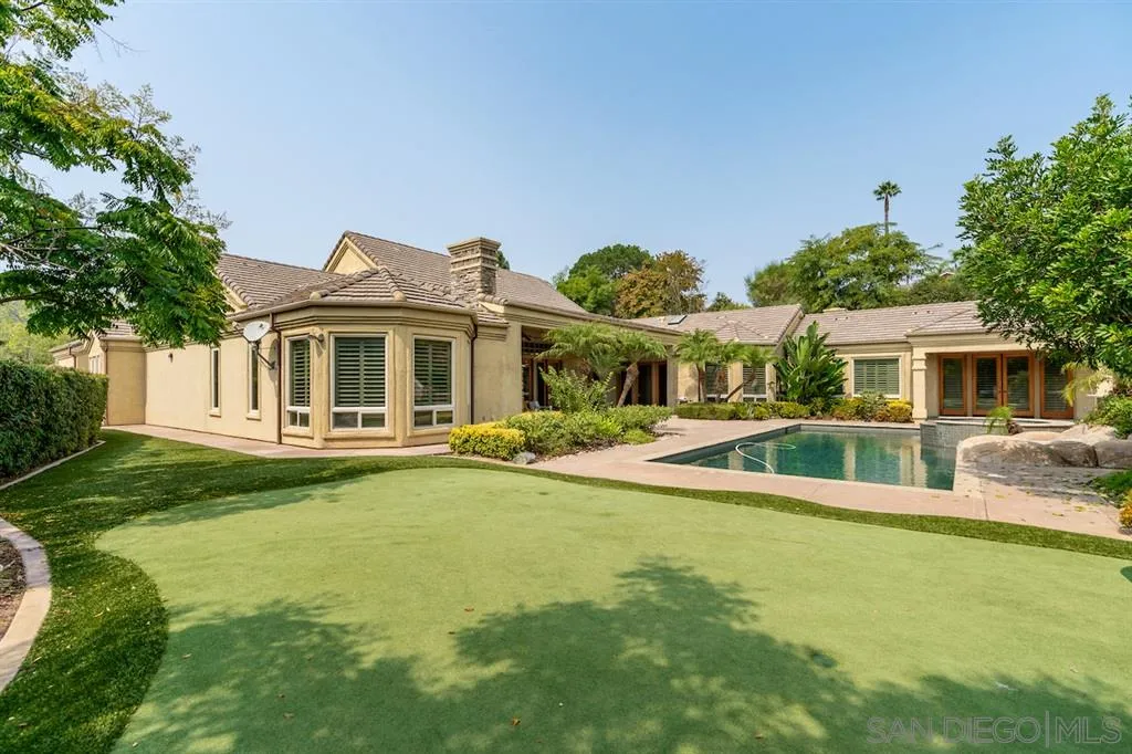 15195 Saddlebrook Lane Poway, CA 92064 - Photo 4 of 25