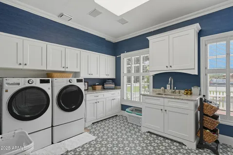 $2,999,000 | 1001 East Caroline Lane, Tempe, AZ 85284