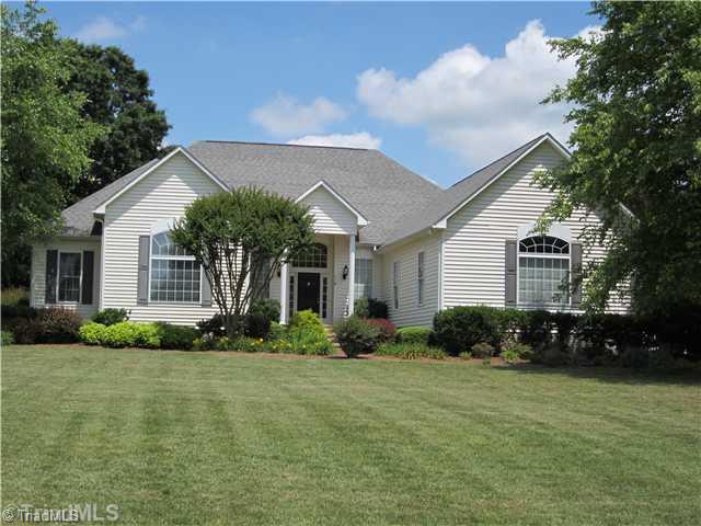 119 Manteo Road Lexington, NC 27295 - Photo 1 of 16 Exterior Front.