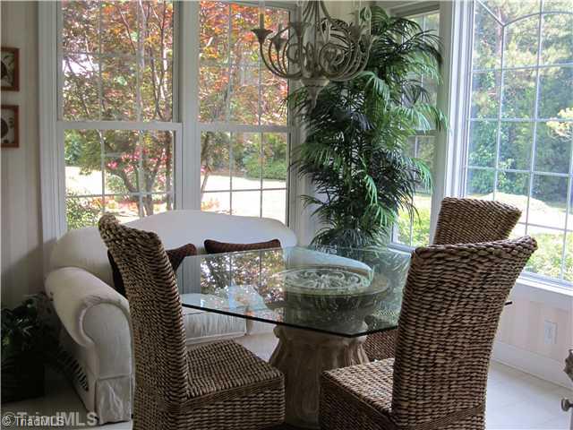 119 Manteo Road Lexington, NC 27295 - Photo 5 of 16 Breakfast.
