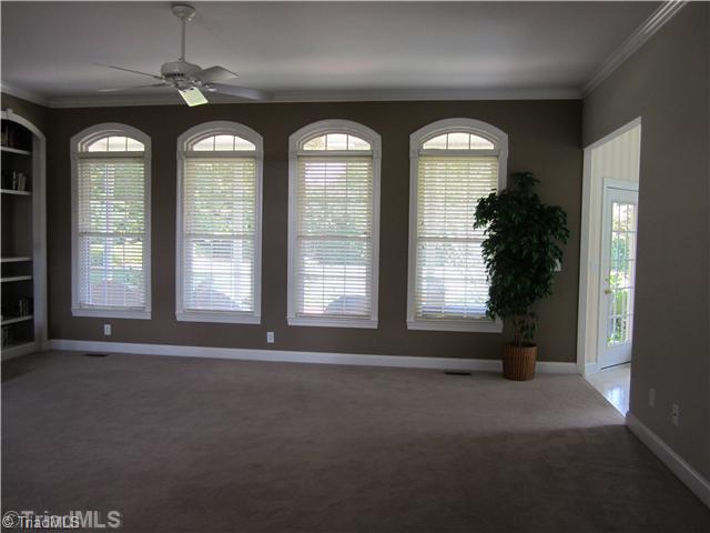 119 Manteo Road Lexington, NC 27295 - Photo 8 of 16 Den/Family/Great Room.
