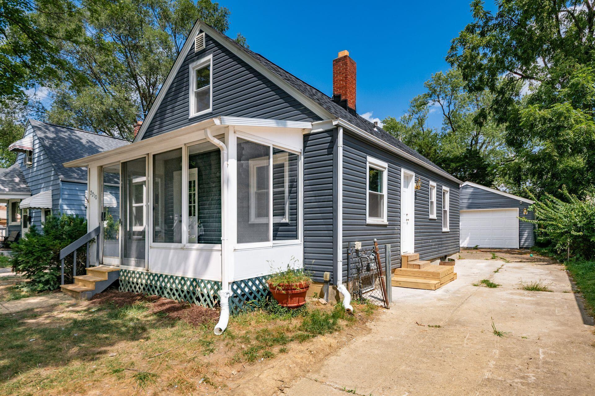 2210 Gerbert Road Columbus, OH 43211 - Photo 4 of 41 001_ Rd Columbus OH 43211 USA