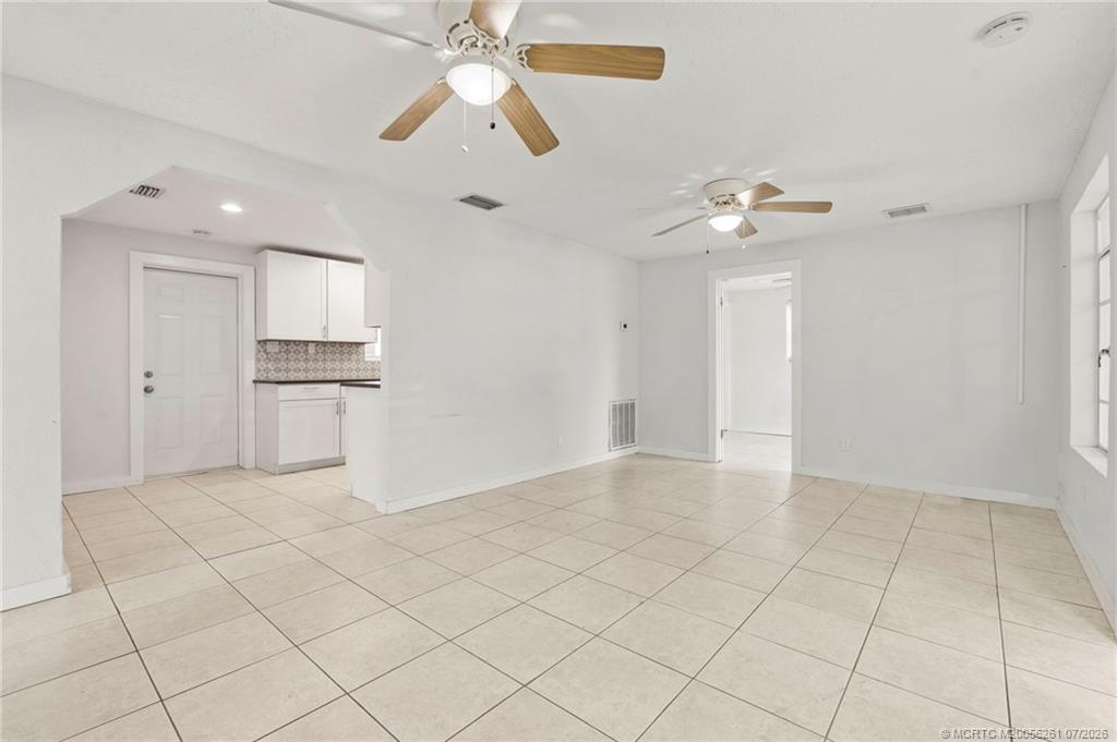 3915 Southeast Salerno Road Stuart, FL 34997 - Photo 19 of 40
