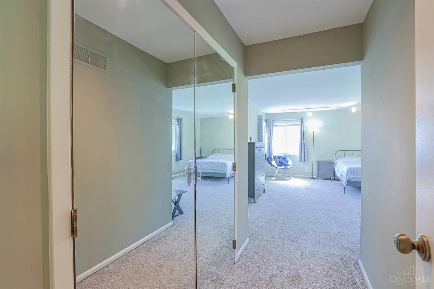 7407 Ayers Road Cincinnati, OH 45255 - Photo 24 of 51