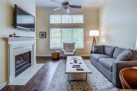 $215,900 | 2509 River Green Drive Northwest, Unit 2509, Atlanta, GA 30327