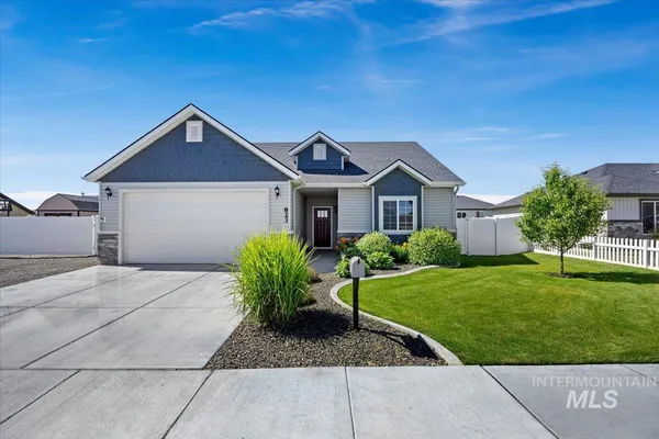 $409,999 | 823 Craven Avenue, Buhl, ID 83316