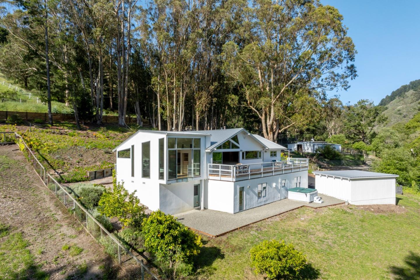 2570 Purisima Creek Road Half Moon Bay, CA 94019 - Photo 3 of 85
