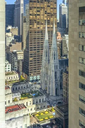 $2,450,000 | 18 West 48th Street, Unit 30B | Midtown Central