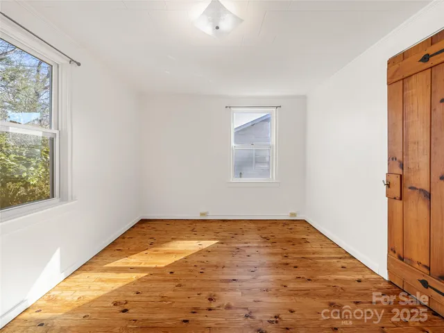 $238,000 | 155 Whitney Avenue, Tryon, NC 28782