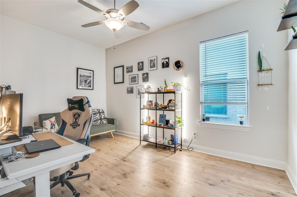 400 Shoreline Street Plano, TX 75075 - Photo 9 of 23