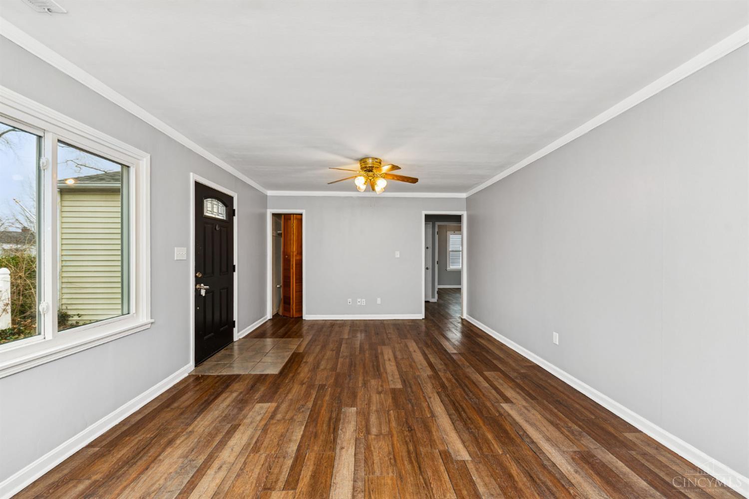 2412 Findlater Court Cincinnati, OH 45230 - Photo 4 of 19