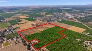 an aerial view of a houses