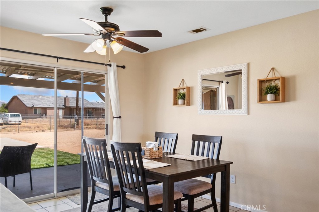 10811 Nambe Road Apple Valley, CA 92308 - Photo 11 of 31
