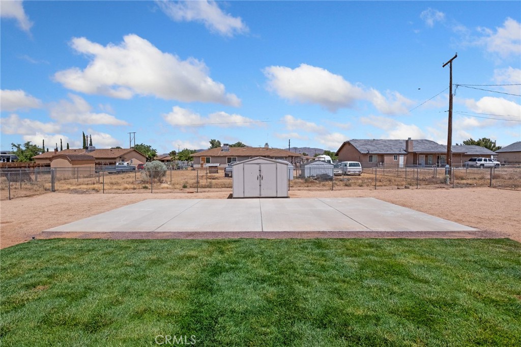 10811 Nambe Road Apple Valley, CA 92308 - Photo 27 of 31