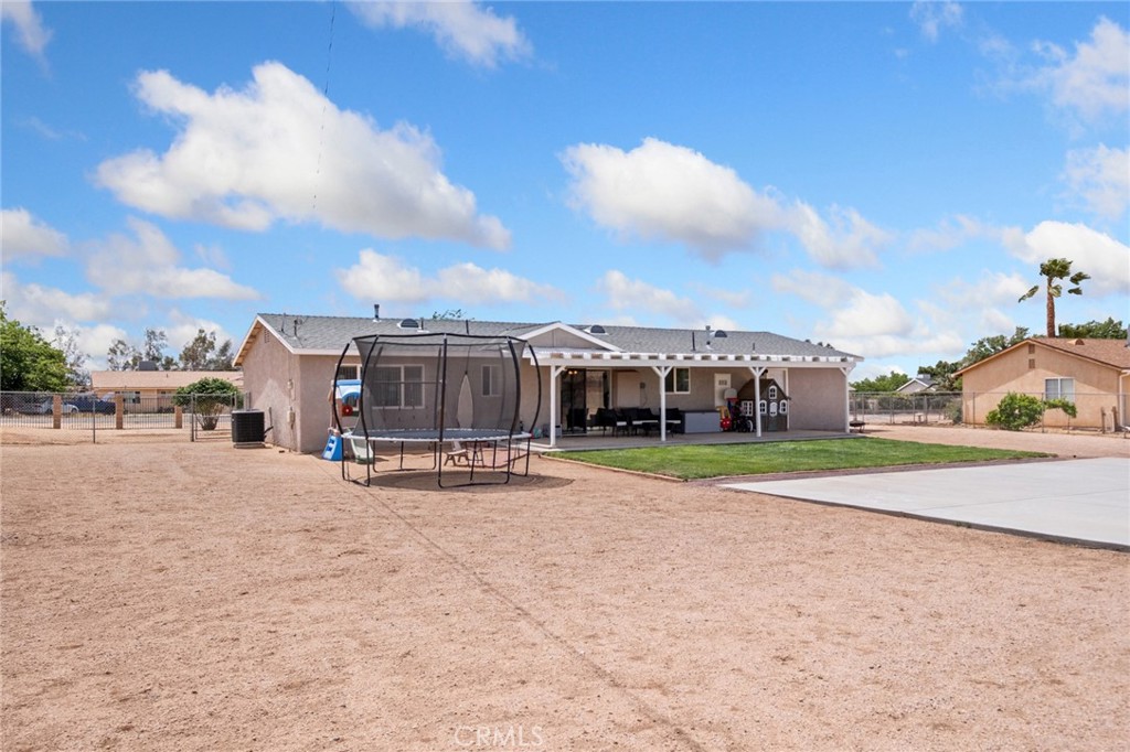 10811 Nambe Road Apple Valley, CA 92308 - Photo 28 of 31