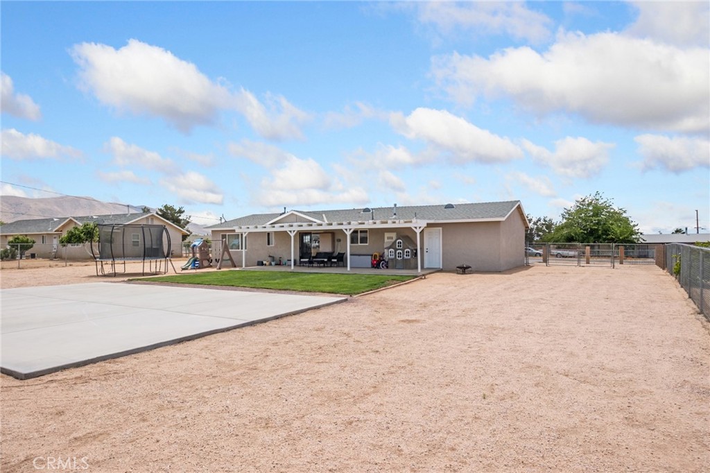 10811 Nambe Road Apple Valley, CA 92308 - Photo 29 of 31
