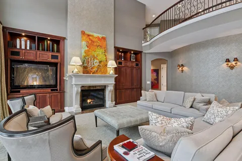 $1,895,000 | 315 Calamus Circle, Medina, MN 55340