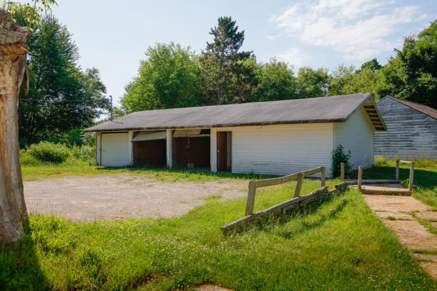 45161 Paw Paw Road Paw Paw, MI 49079 - Photo 12 of 15 45161 Paw Paw Rd-112