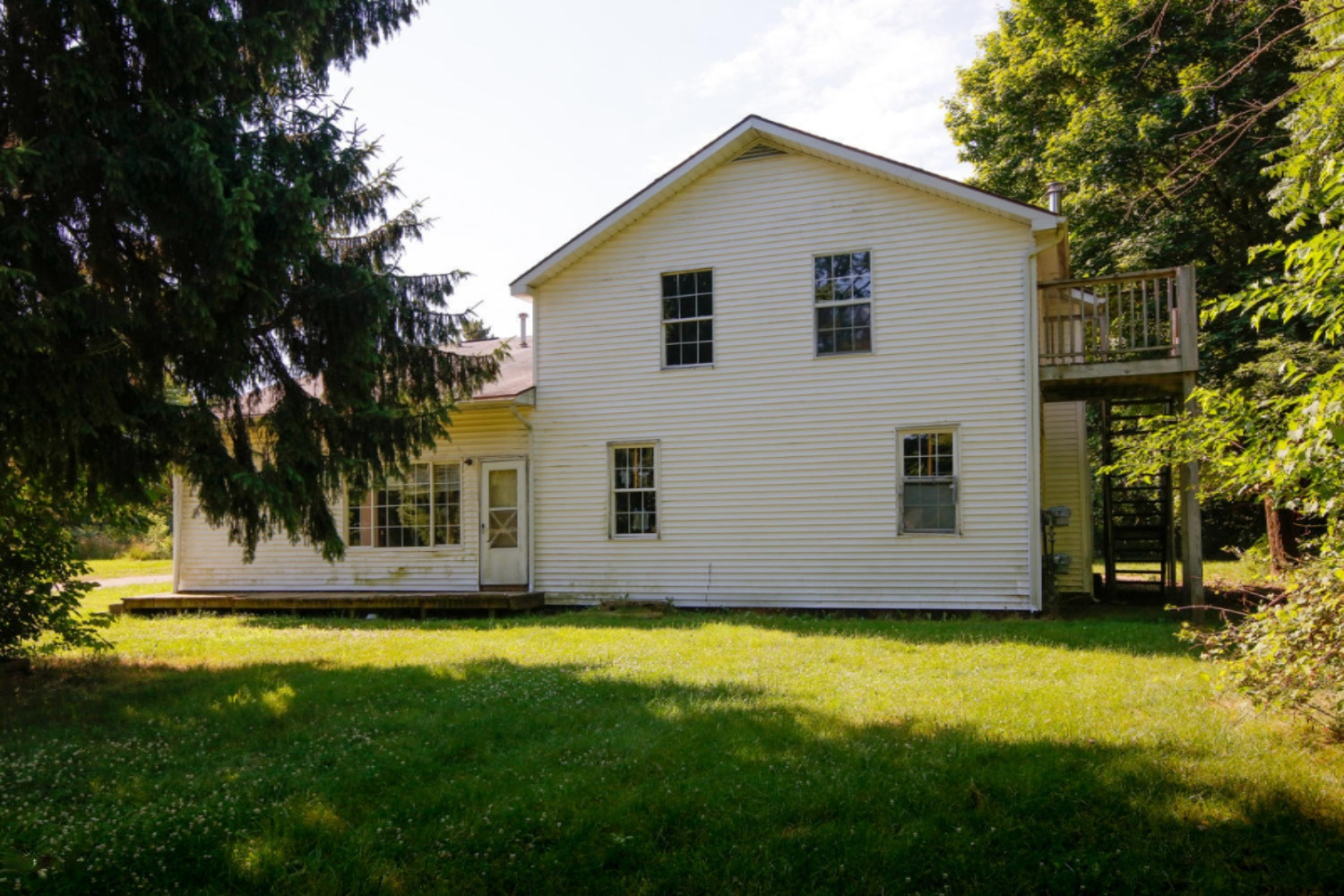45161 Paw Paw Road Paw Paw, MI 49079 - Photo 2 of 15 45161 Paw Paw Rd-102
