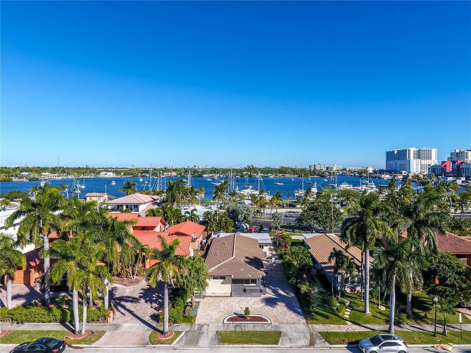 735 Tyler Street Hollywood, FL 33019 - Photo 1 of 35