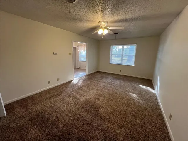 $1,100 | 2209 North Woods Street, Sherman, TX 75092