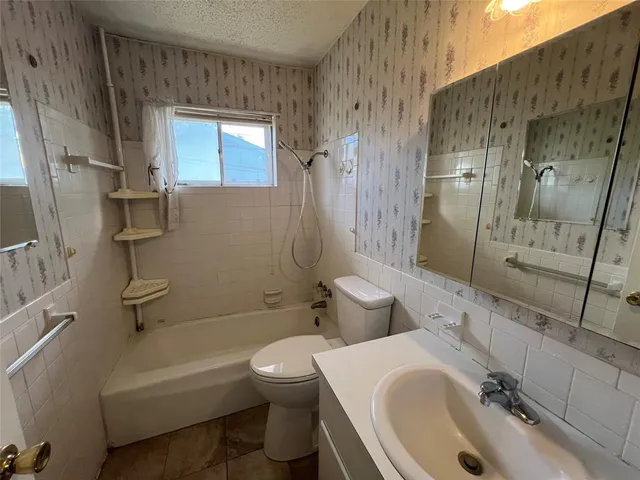 $1,100 | 2209 North Woods Street, Sherman, TX 75092