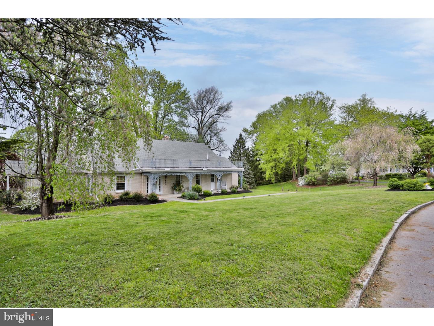 714 Panorama Road Villanova, PA 19085 - Photo 2 of 25