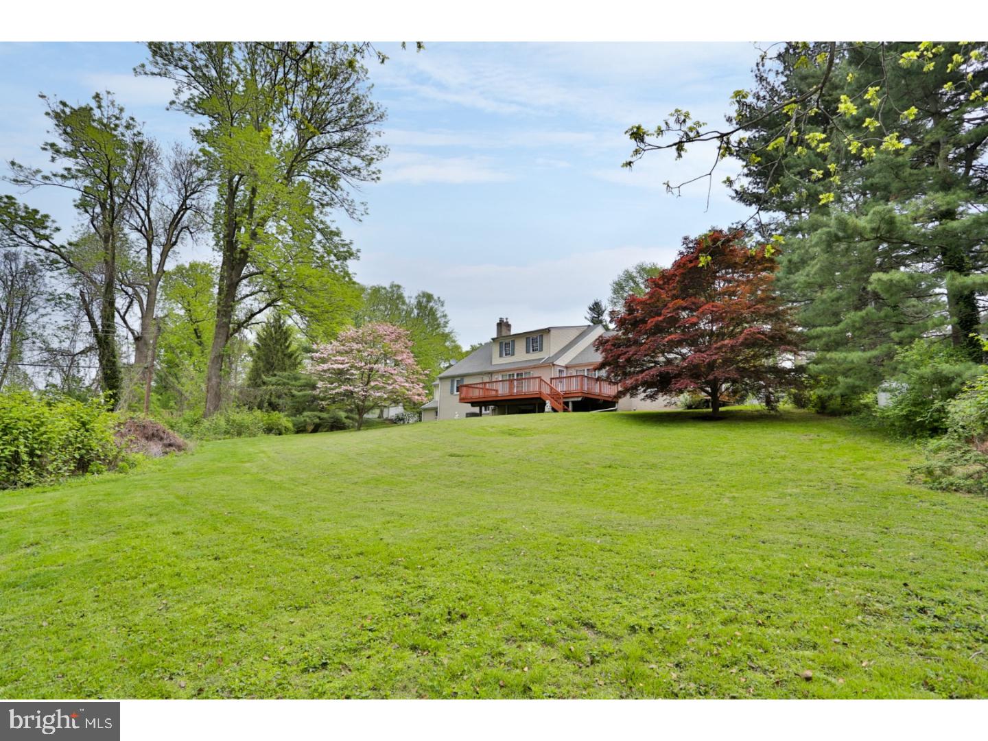 714 Panorama Road Villanova, PA 19085 - Photo 3 of 25