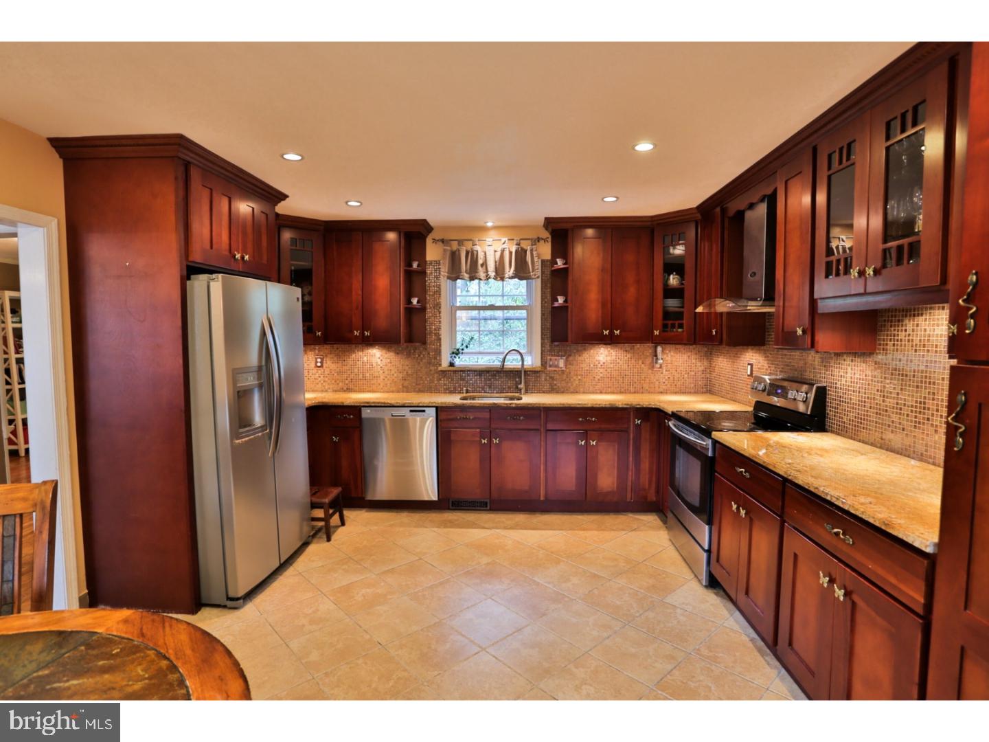 714 Panorama Road Villanova, PA 19085 - Photo 6 of 25