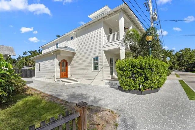 $2,195,000 | 417 North Osprey Avenue, Sarasota, FL 34236