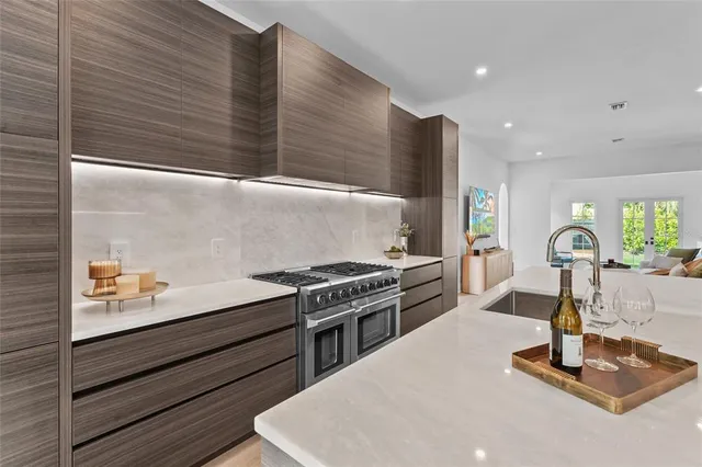 $2,195,000 | 417 North Osprey Avenue, Sarasota, FL 34236