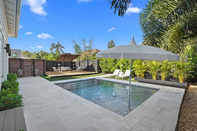 $2,195,000 | 417 North Osprey Avenue, Sarasota, FL 34236