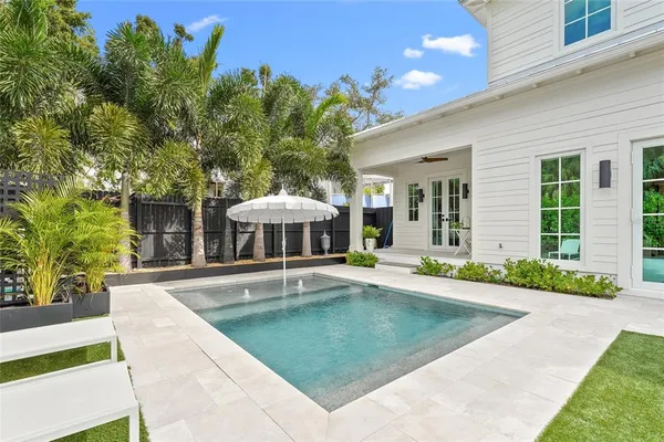 $1,850,000 | 417 North Osprey Avenue, Sarasota, FL 34236