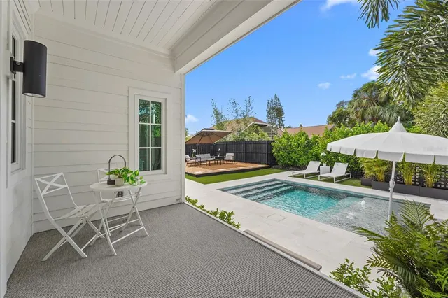 $2,195,000 | 417 North Osprey Avenue, Sarasota, FL 34236