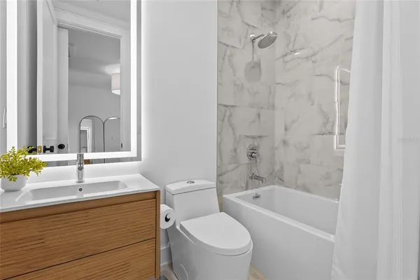 $1,850,000 | 417 North Osprey Avenue, Sarasota, FL 34236