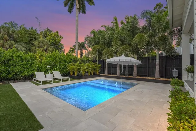 $2,195,000 | 417 North Osprey Avenue, Sarasota, FL 34236