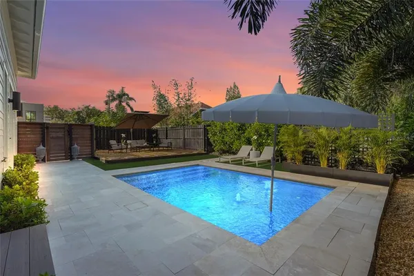 $1,850,000 | 417 North Osprey Avenue, Sarasota, FL 34236